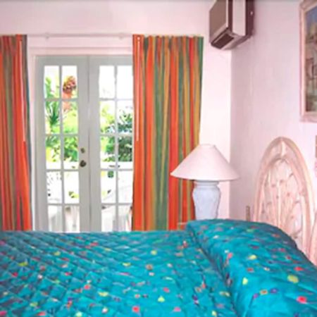 Dickenson Bay Cottages Cedar Grove Экстерьер фото