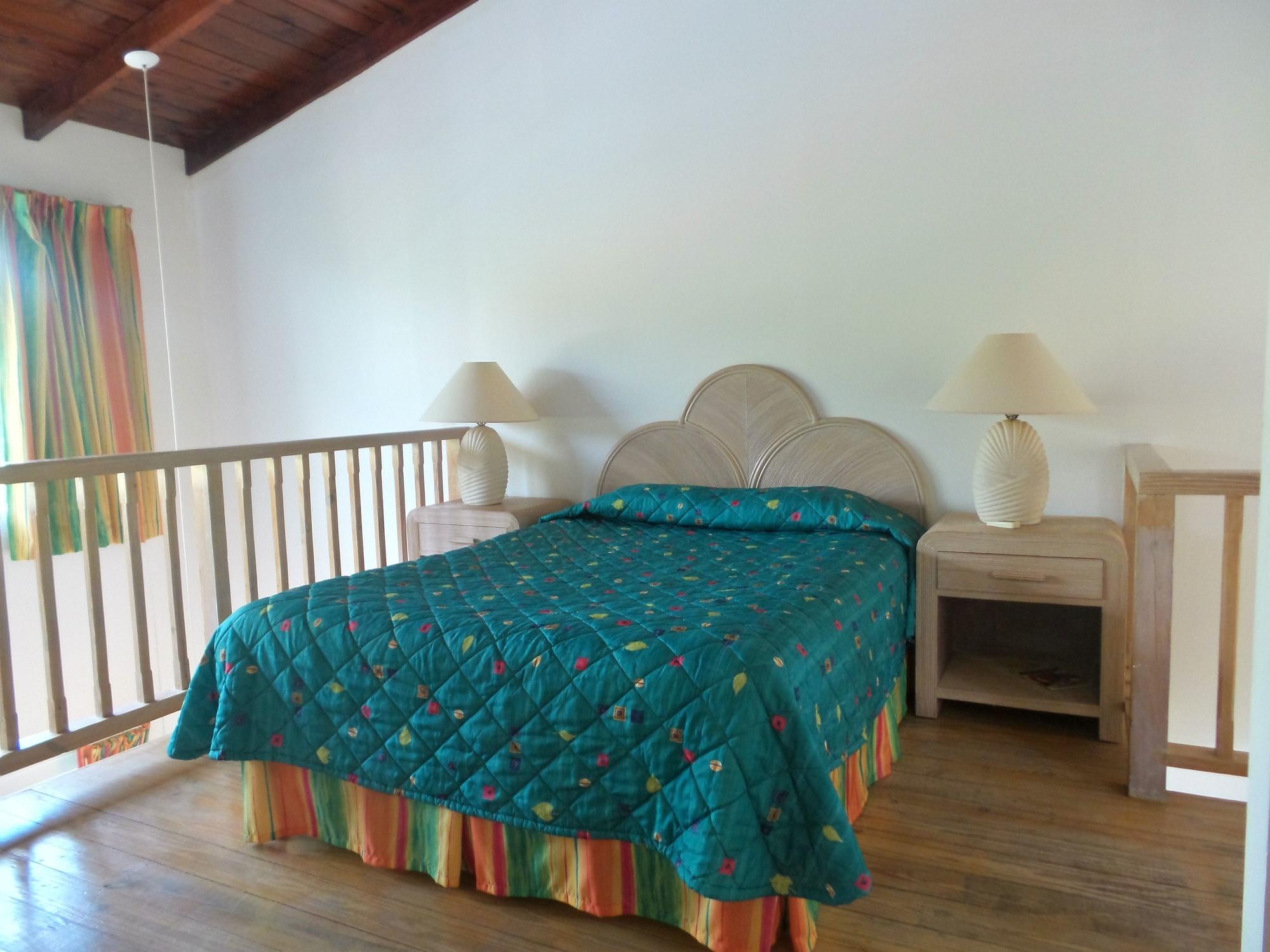 Dickenson Bay Cottages Cedar Grove Экстерьер фото