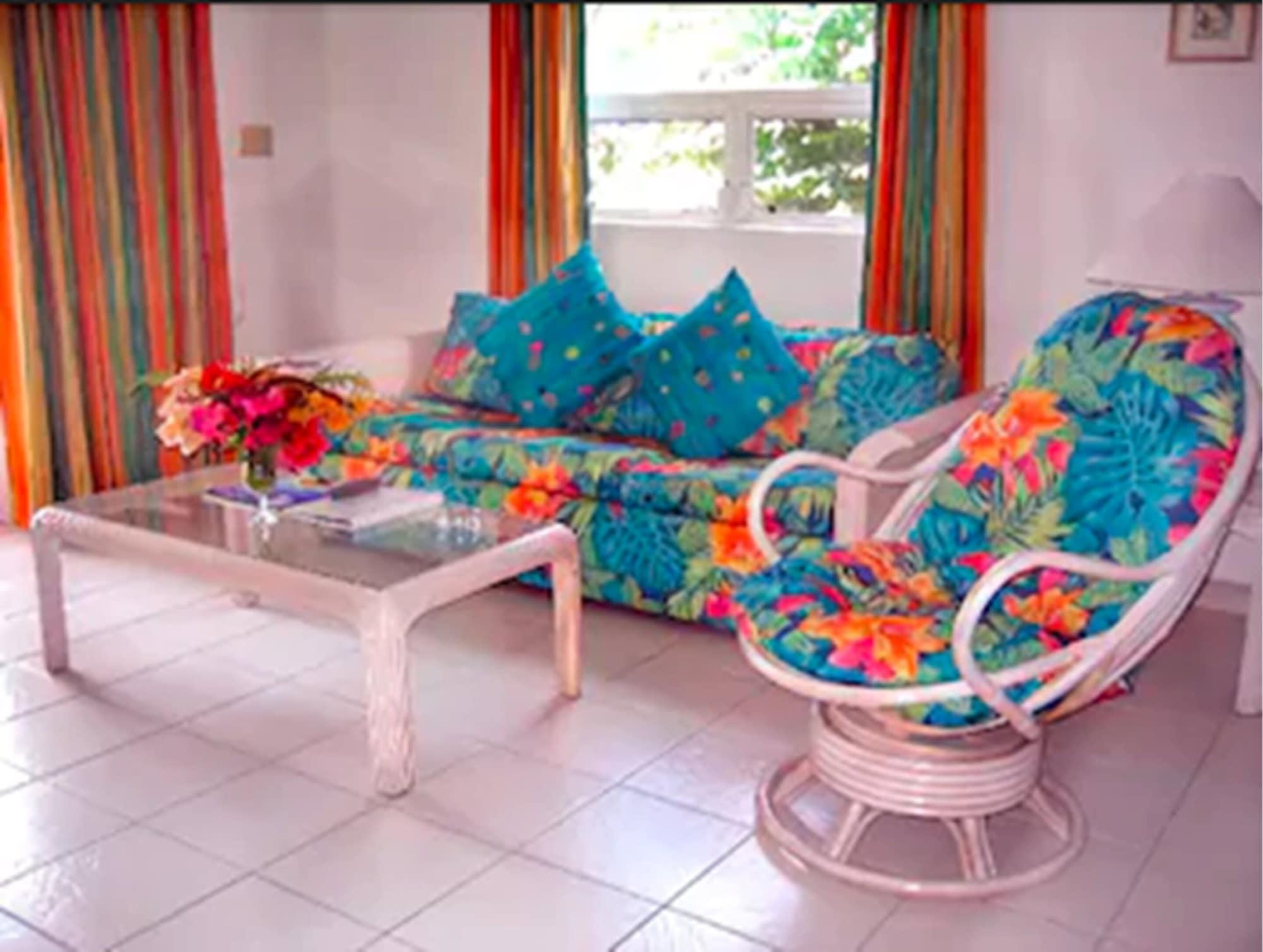 Dickenson Bay Cottages Cedar Grove Экстерьер фото