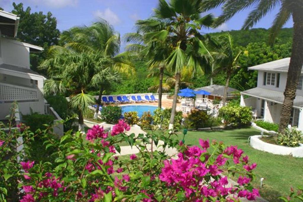 Dickenson Bay Cottages Cedar Grove Экстерьер фото