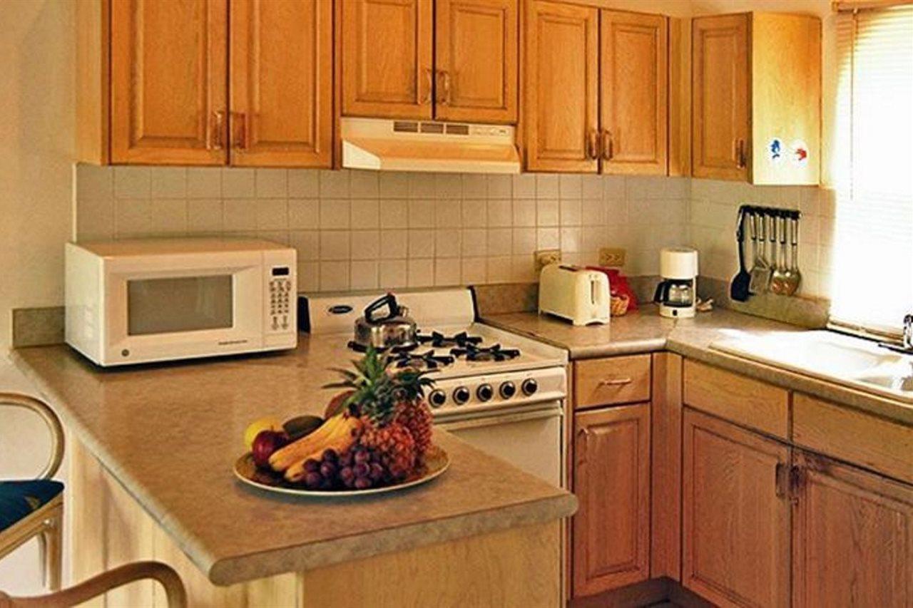 Dickenson Bay Cottages Cedar Grove Экстерьер фото