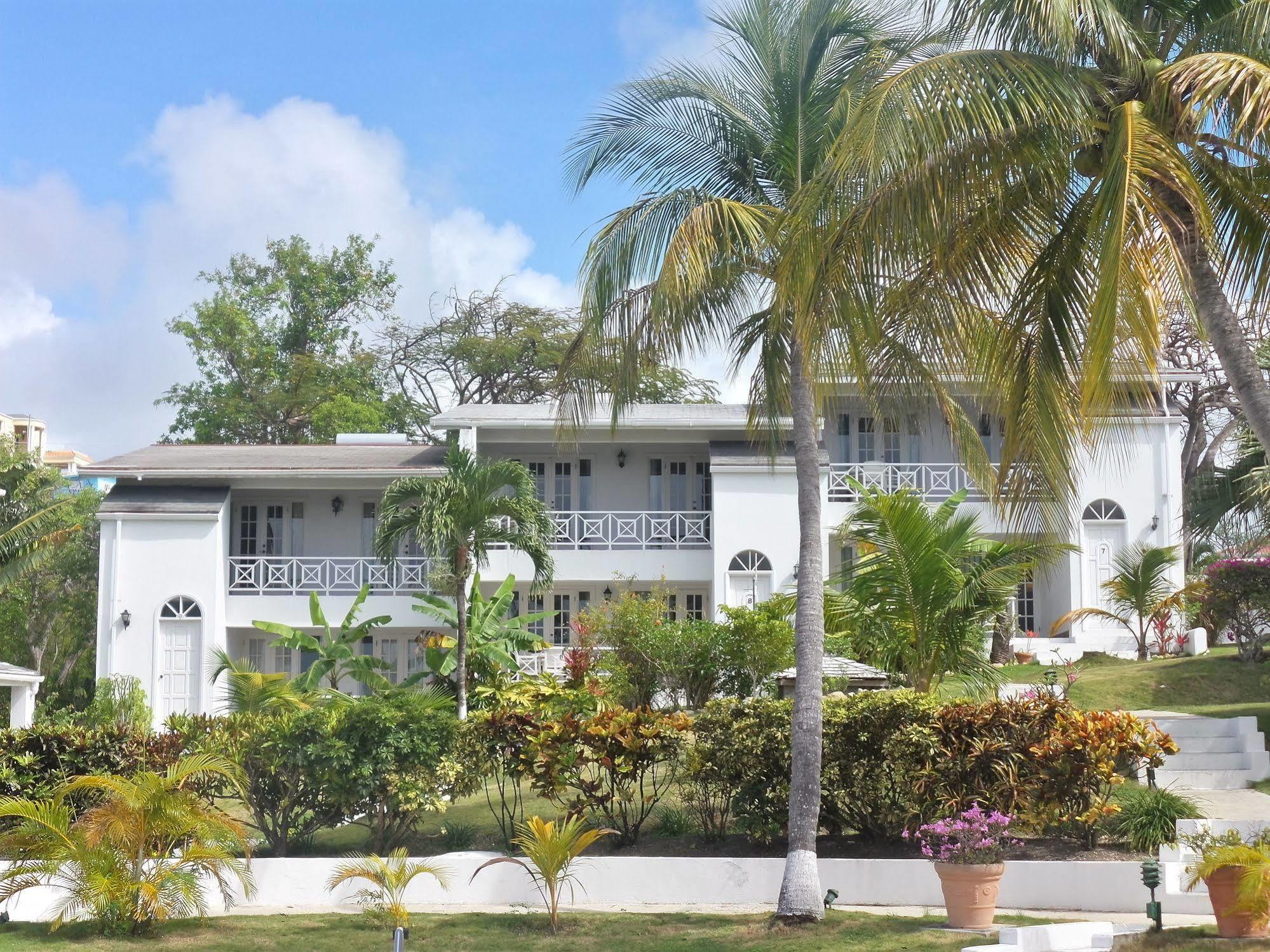 Dickenson Bay Cottages Cedar Grove Экстерьер фото